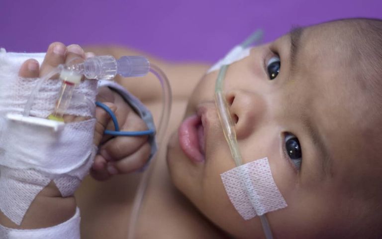 الفيروس المخلوي التنفسي يصيب شريحة واسعة من الأطفال الصغار - أرشيفية