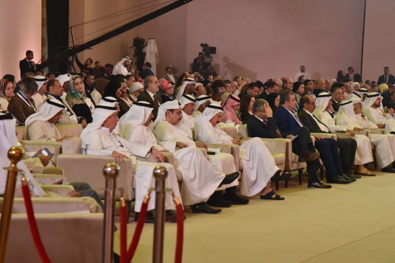 نورة الكعبي وزيرة الثقافة والشباب الإماراتية