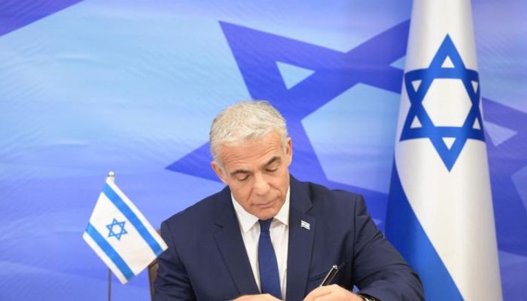 رئيس الوزراء الإسرائيلي يوقع الاتفاق