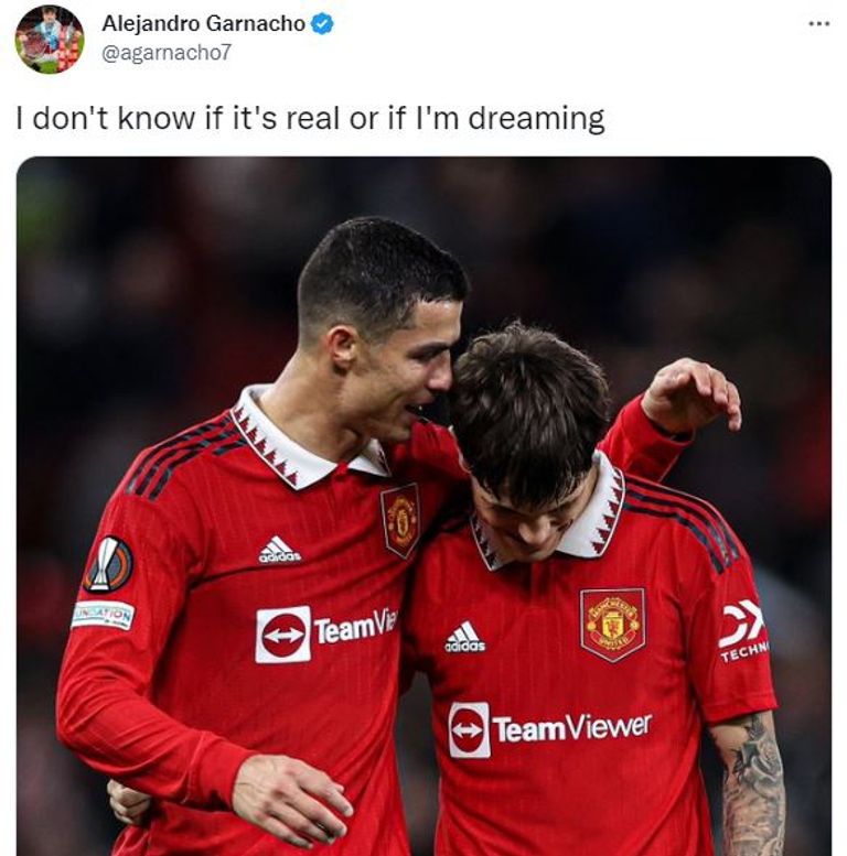 أليخاندرو جارناتشو والنجم البرتغالي كريستيانو رونالدو