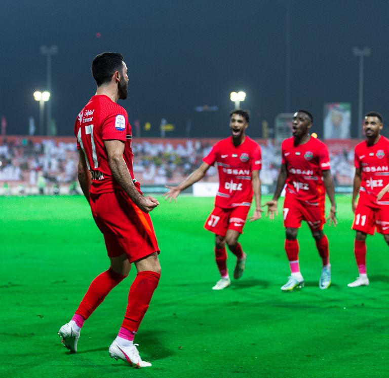 شباب الأهلي دبي من مباراة شباب الأهلي والعين