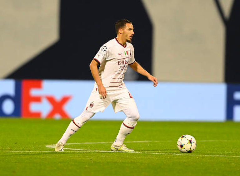 بن ناصر الجزائري آدم وناس