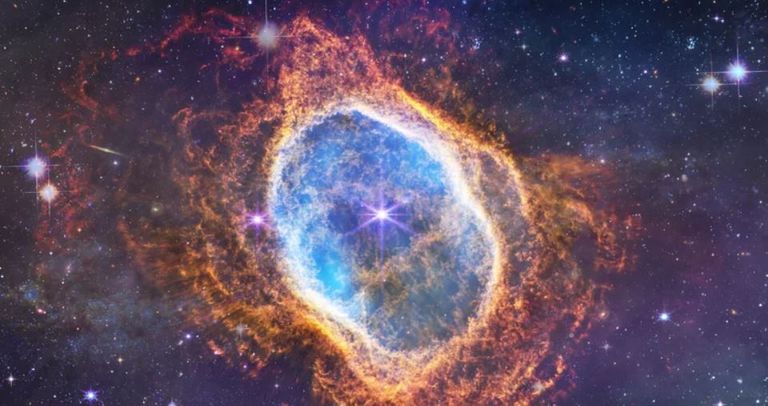 نجوم في السماء- أرشيفية