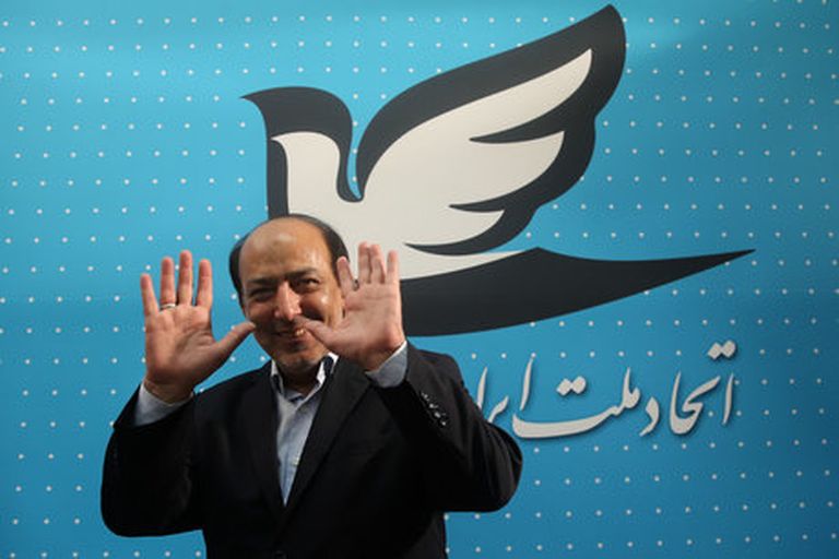 القيادي بحزب الأمة الإصلاحي علي شكوري راد قيادات حزب الأمة الإيراني