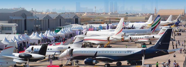 معرض أبوظبي للطيران 2022