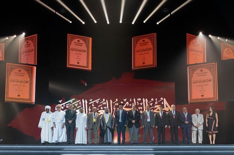 سلطان القاسمي يفتتح معرض الشارقة للكتاب