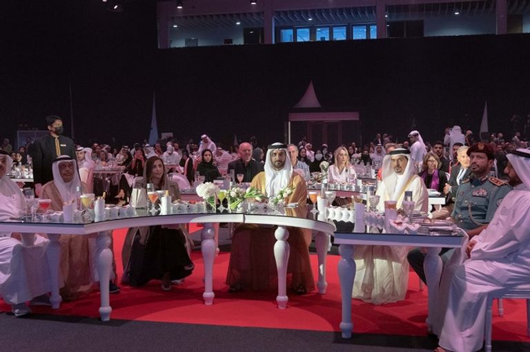 تكريم الفائزين بجوائز معرض الشارقة للكتاب