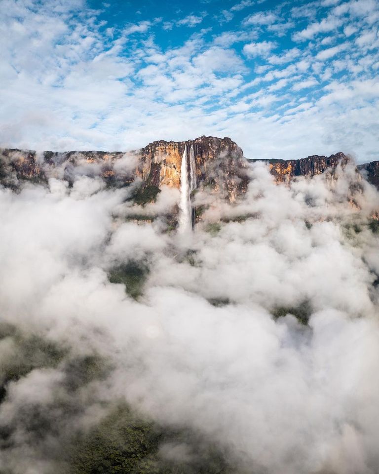 شلال "آنجل" شلال "يومبيلا"