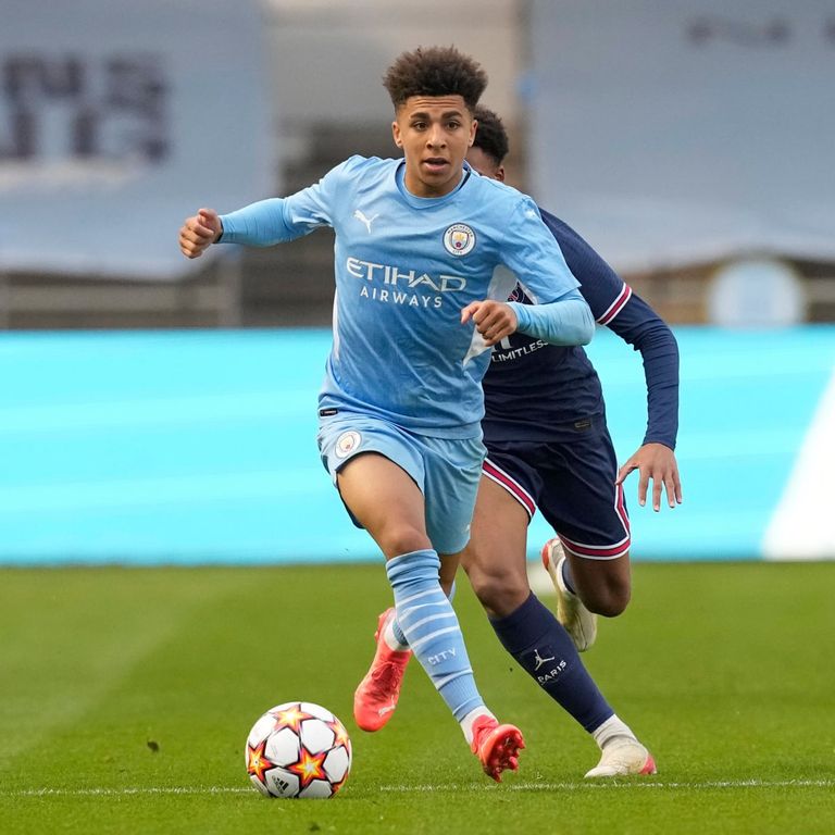 ريكو لويس لاعب مانشستر سيتي