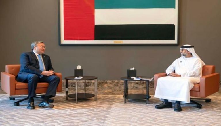 المشاورات تهدف لتعزيز العلاقات بين الإمارات وكازاخستان