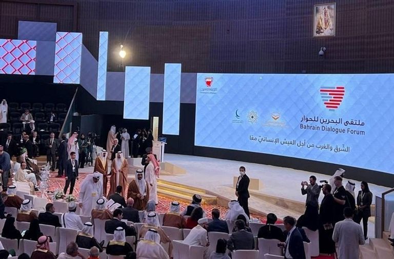 شيخ الأزهر مع الشيخ نهيان بن مبارك آل نهيان