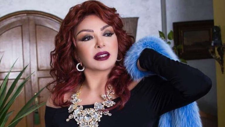 النجمة المصرية نبيلة عبيد