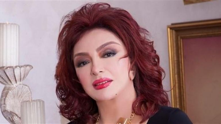النجمة المصرية نبيلة عبيد