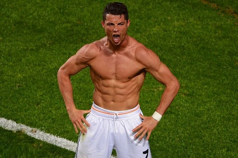 كريستيانو رونالدو - احتفال النوم