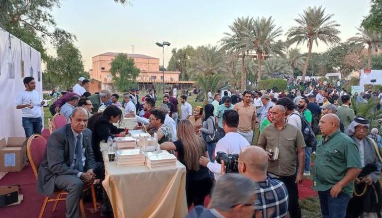 زحام بين حضور المهرجان في بغداد