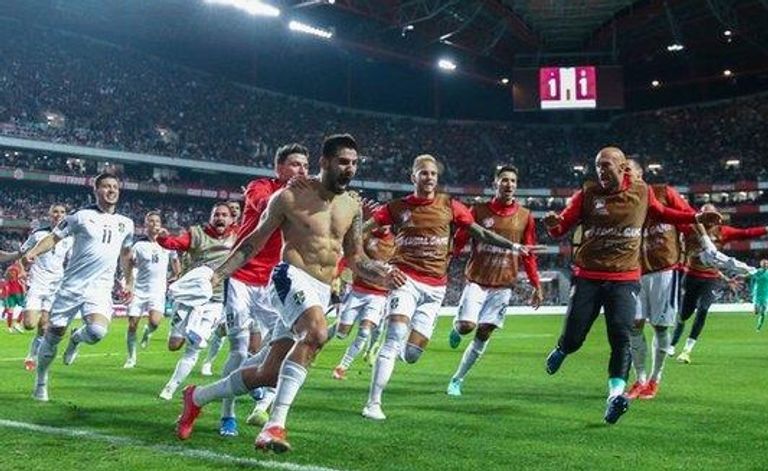 فرحة صربيا بالتأهل للمونديال منتخب صربيا