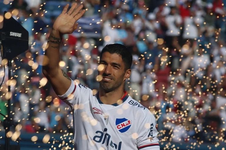 لويس سواريز يودع ناسيونال لويس سواريز يودع ناسيونال