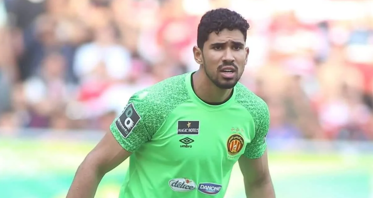 الصدقي الدبشي حارس الترجي التونسي منتخب تونس