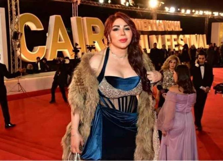 الفنانة المصرية غادة إبراهيم