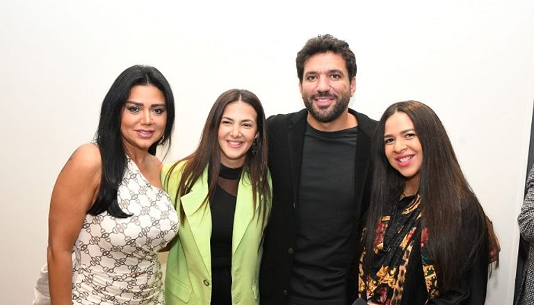 فيلم تحت تهديد السلاح