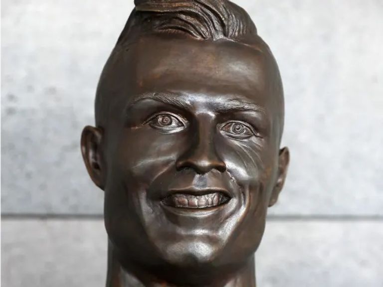 تمثال رونالدو تمثال كريستيانو رونالدو