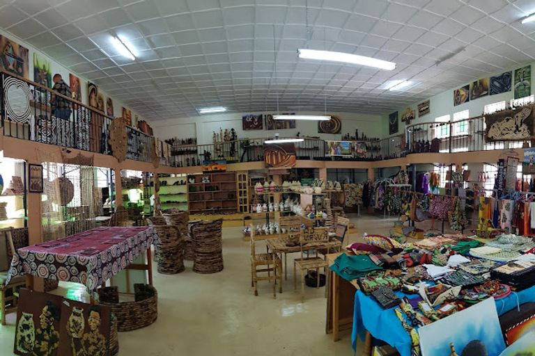 معرض نيو للفنون أحد وجهات سياحية في كيغالي 6 وجهات سیاحیة في كيغالي رائعة