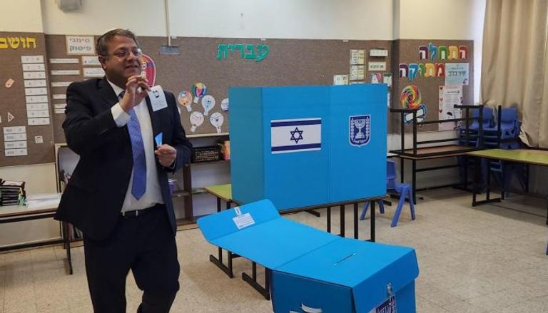 ابن غفير يدلي بصوته يوم الانتخابات