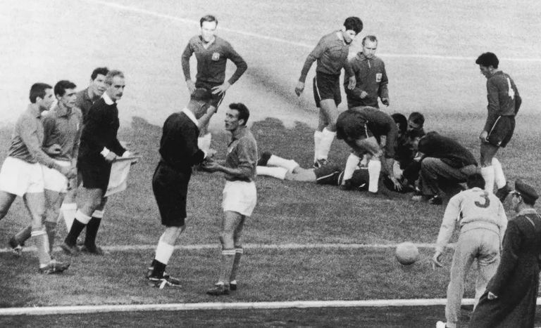 إيطاليا وتشيلي جارينشيا نجم البرازيل وهداف كأس العالم 1962