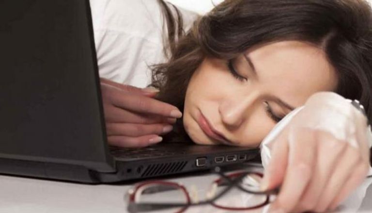 ساعات العمل تؤثر على جودة النوم- أرشيفية