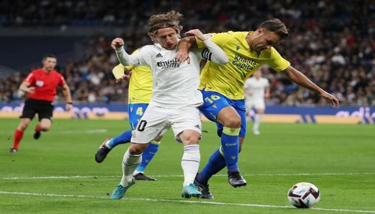 من مباراة ريال مدريد وقادش في الدوري الإسباني
