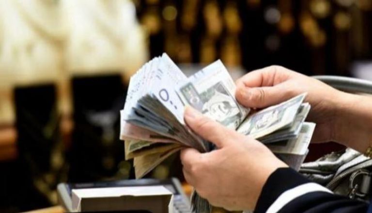 تباين سعر الريال السعودي في البنوك المصرية
