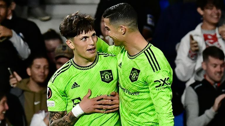مباراة مانشستر يونايتد ضد فولهام في الأسبوع ال38 من الدوري الانجليزي