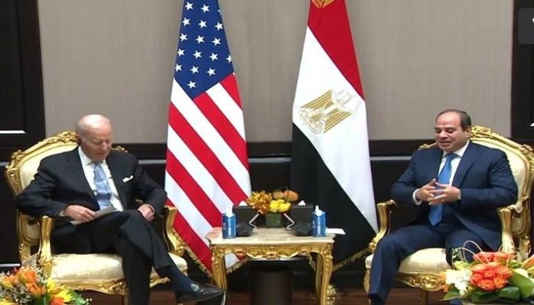 لقاء الرئيس المصري ونظيرة الأمريكي أمام الإعلام 