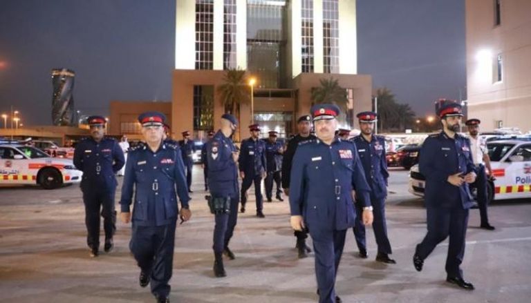 رئيس الأمن العام بالبحرين يؤكد اتخاذ كافة الإجراءات لتأمين الانتخابات