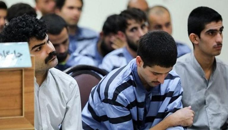 المتظاهر الإيراني خلال المحاكمة