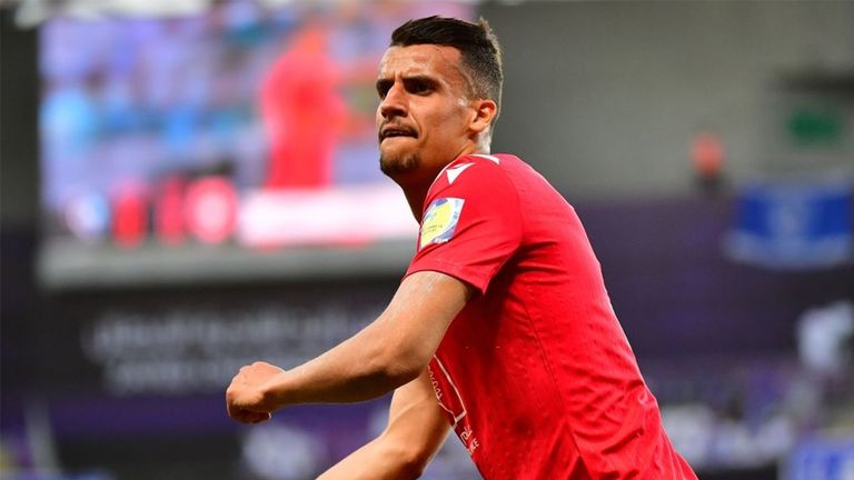 كريم عريبي بغداد بونجاح مهاجم منتخب الجزائر