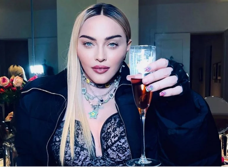 مغنية البوب ريهانا