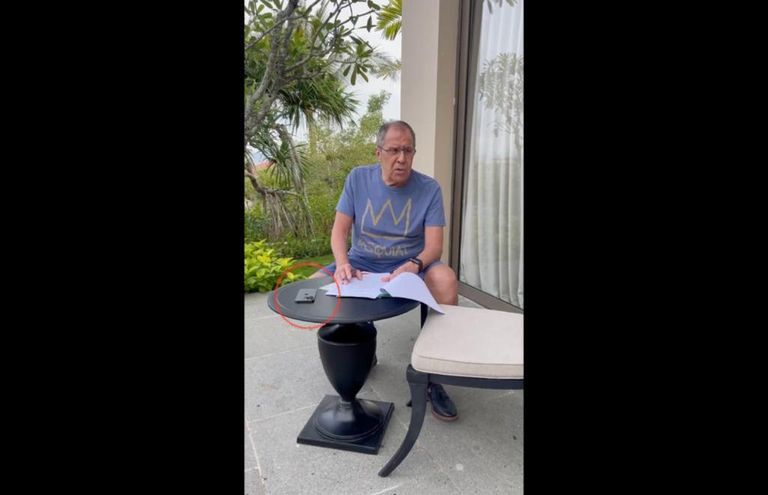 لافروف يتحدث في الهاتف - أرشيفية