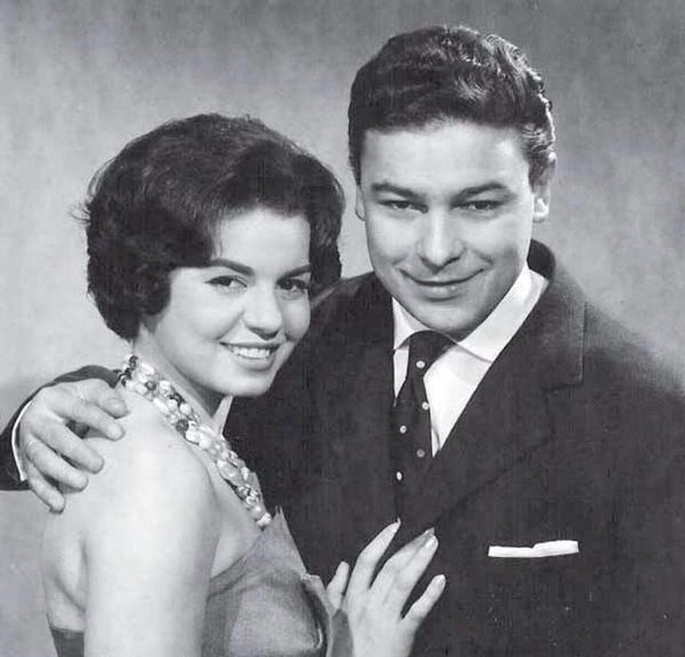 الفنانة سميرة أحمد