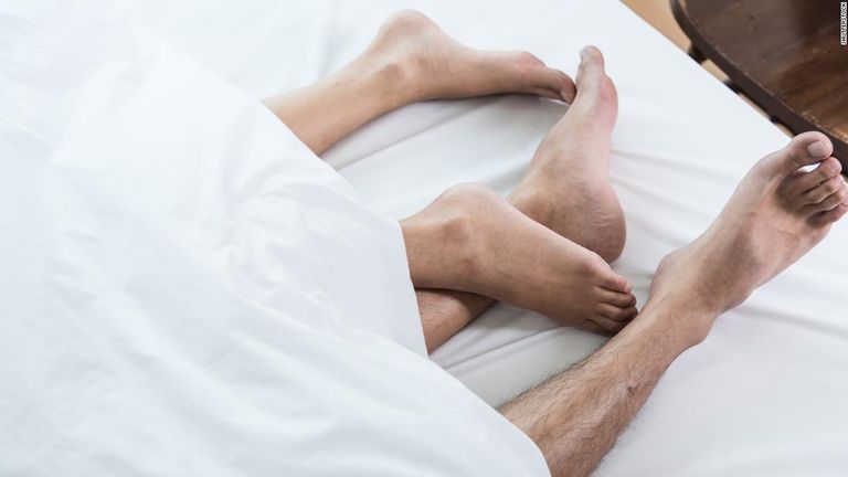 زوجان مصابان بأمراض منقولة جنسيا - أرشيفية