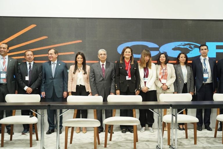 جانب من توقيع الاتفاقيات داخل كوب 27