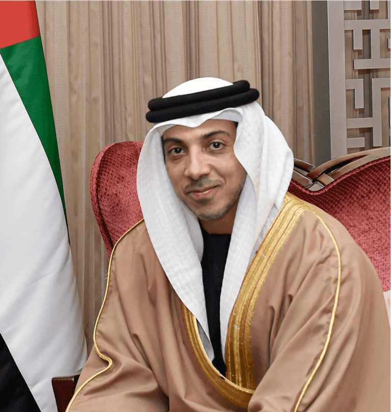 الشيخ منصور بن زايد آل نهيان، نائب رئيس مجلس الوزراء وزير ديوان الرئاسة في الإمارات