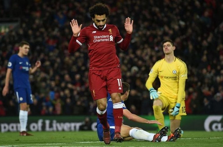 محمد صلاح نجم ليفربول ومنتخب مصر هز شباك كورتوا في تشيلسي محمد صلاح وكورتوا في مباراة ليفربول وريال مدريد