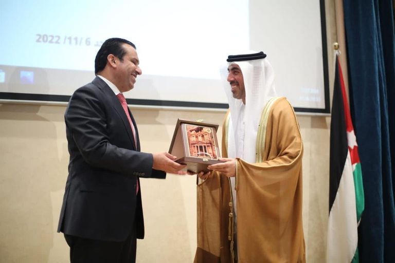 تكريم المتأهلين للمرحلة الثانية في جائزة محمد بن زايد لأفضل معلم