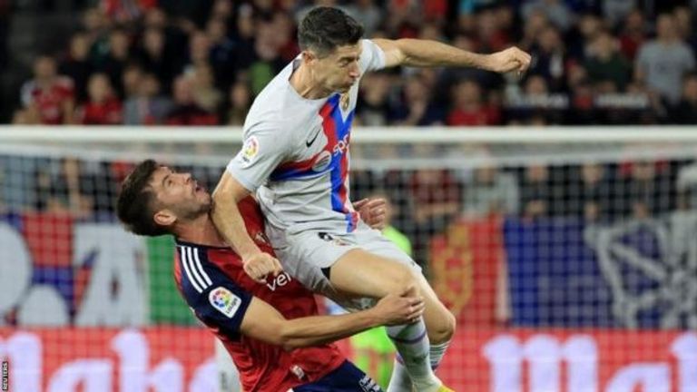 ليفاندوفسكي نجم برشلونة روبرت ليفاندوفسكي