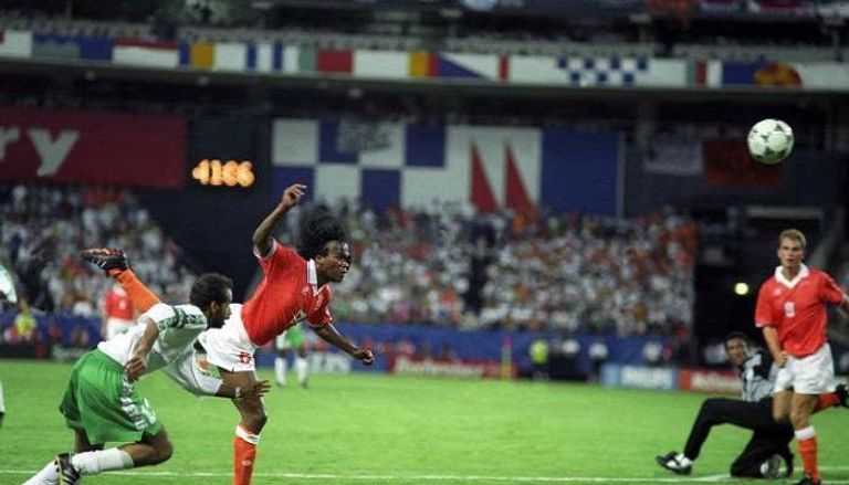 هدف هولندا أمام السعودية في 1994