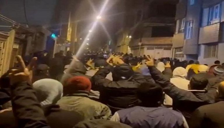 جانب من الاحتجاجات الليلية في إيران - أرشيفية