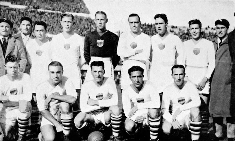 منتخب أمريكا عام 1930 بيرت باتينود