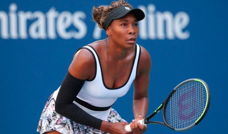 فينوس ويليامز ميرف هيوز وشاربه المؤمن عليه بـ200 ألف