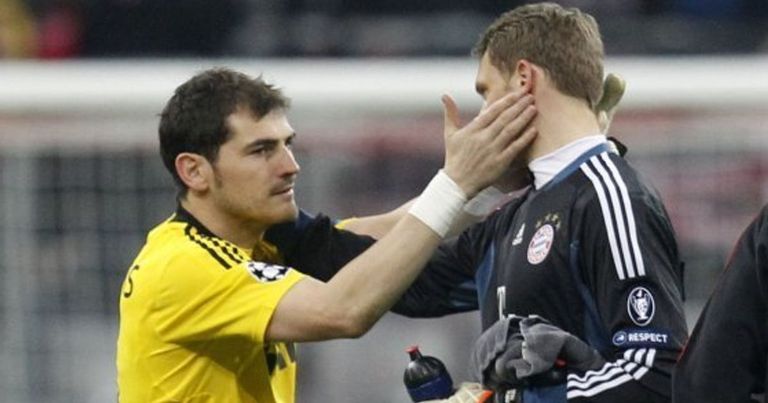 مانويل نوير وإيكر كاسياس ميرف هيوز وشاربه المؤمن عليه بـ200 ألف